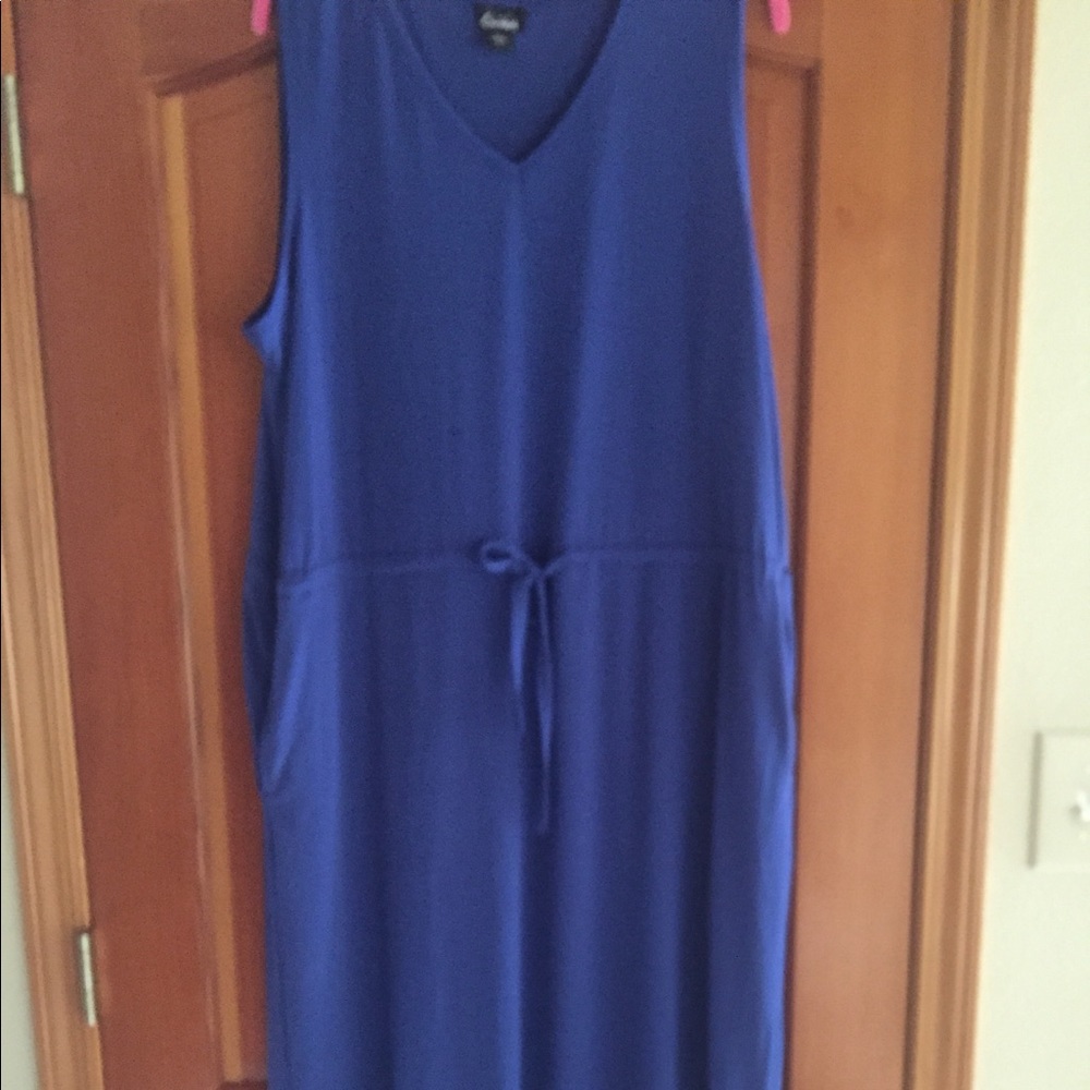 Blue beach dress with tie no slit NWOT
